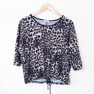 LAVISH Leopard Print Sweater Light Weight Size Large